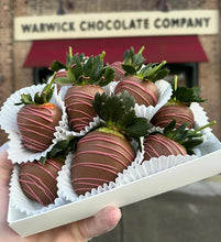 Load image into Gallery viewer, Chocolate Covered Strawberries for IN-STORE PICKUP